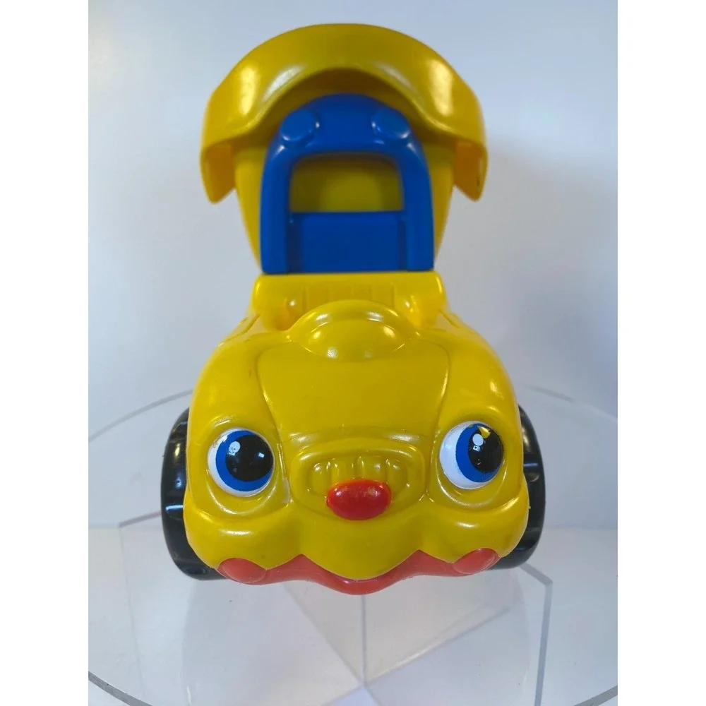 FISHER PRICE LITTLE PEOPLE LIL MOVERS DUMP TRUCK & MAN